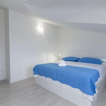 Jelena, Makarska - Willa