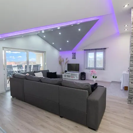 Jelena, Makarska -