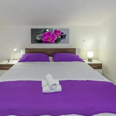 Jelena, Makarska -